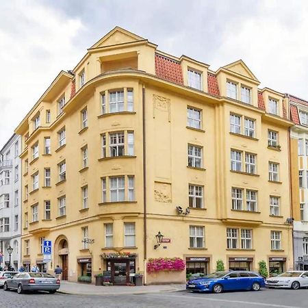Central Apartments, Prague Old Town מראה חיצוני תמונה